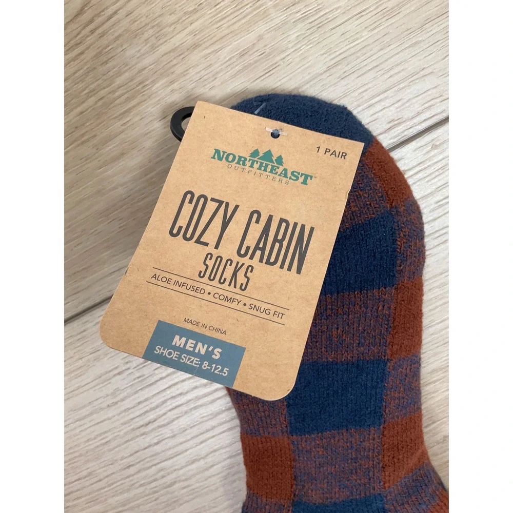 Northeast Outfitters Mens L (8-12.5) Cozy Cabin Buff Check Crew Socks Blue Brown